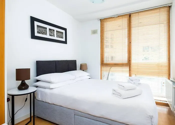 Lovely 2 Bedroom With Balcony Lejlighed